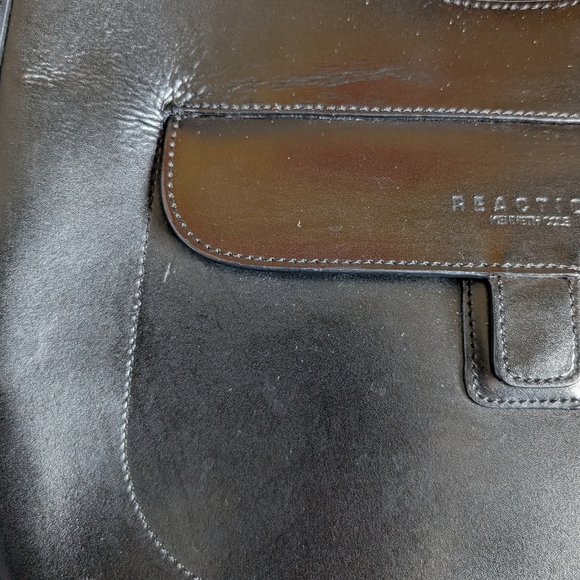 Kenneth Cole Reaction black leather y2k shoulder bag - Picture 10 of 12